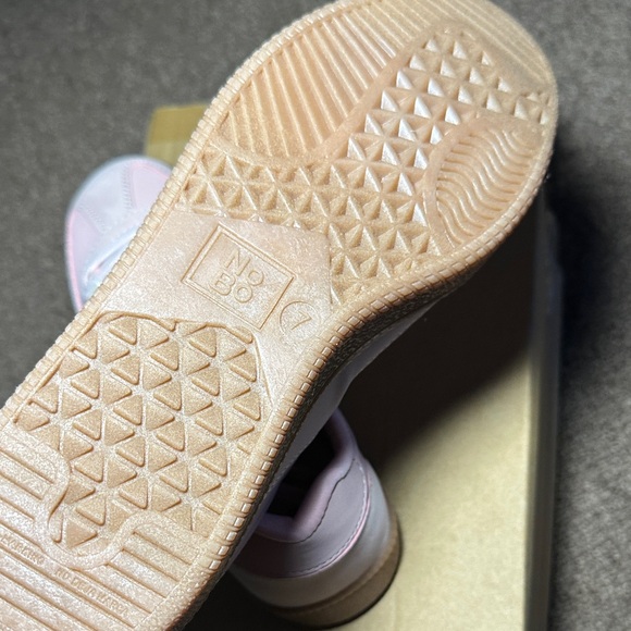 No Boundaries Light Pink Women's Lace-Up Athletic Sneakers - Picture 5 of 7